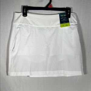 NWT white golf skort